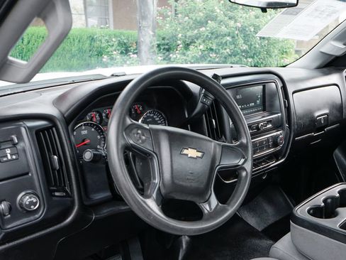 Used 2018 Chevrolet Silverado 3500 W/T image 19