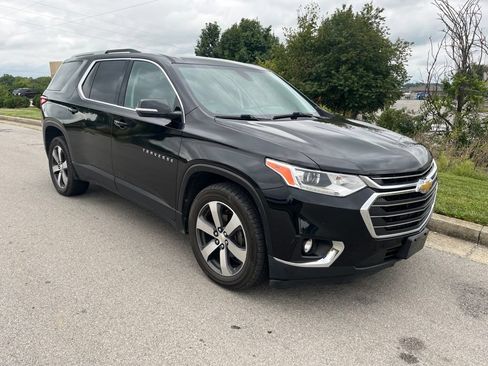 Used 2018 Chevrolet Traverse LT AWD/4WD image 2