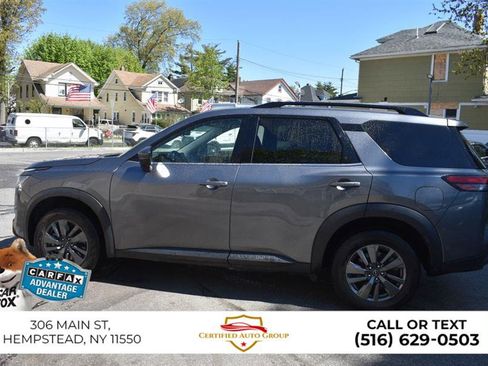 Used 2025 Nissan Pathfinder SV FWD image 9