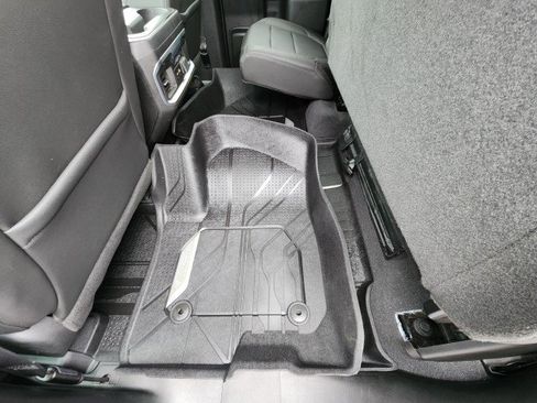 Used 2019 Chevrolet Silverado 1500 LTZ image 26