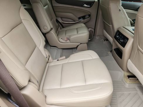 Used 2019 GMC Yukon SLT w/ Open Road Package RWD image 33