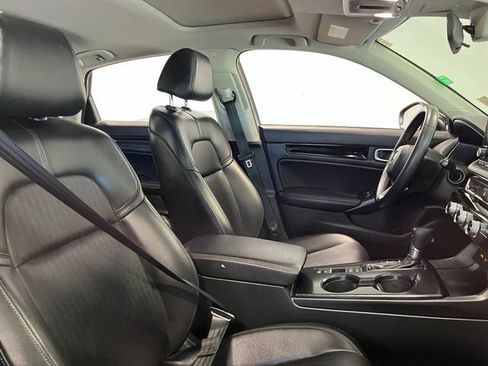 Used 2024 Honda Civic EX-L image 10