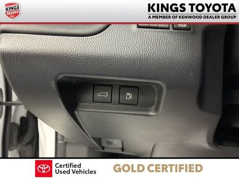 Certified 2024 Toyota Crown Platinum AWD/4WD image 24