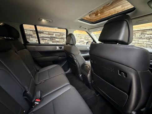 Used 2025 Hyundai Santa Fe XRT image 31