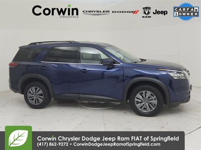 Used 2025 Nissan Pathfinder SV