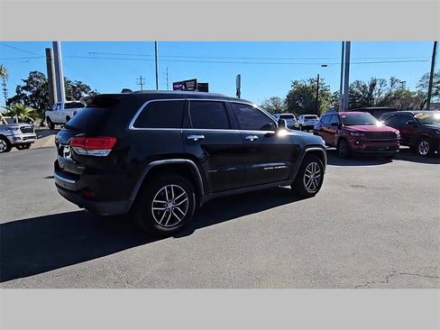 Used 2018 Jeep Grand Cherokee Limited image 33