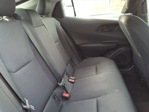 Used 2024 Toyota Prius LE image 15