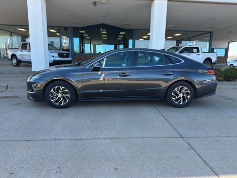 Used 2023 Hyundai Sonata Blue w/ Cargo Package image 4