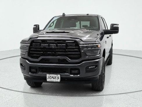 New 2026 RAM 2500 Laramie AWD/4WD image 3