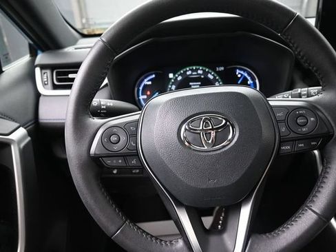 Used 2024 Toyota RAV4 XSE w/ Weather Package AWD/4WD image 8