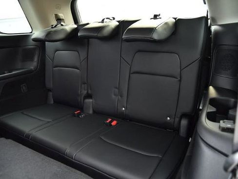 New 2025 Nissan Pathfinder Platinum image 30