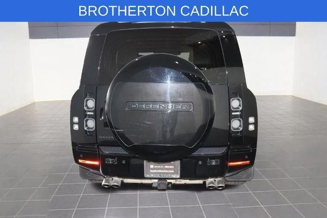 Used 2025 Land Rover Defender 130 V8 AWD/4WD image 4