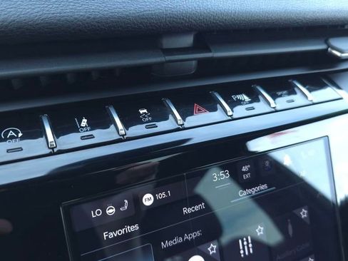 Used 2022 Jeep Grand Cherokee Altitude AWD/4WD image 31