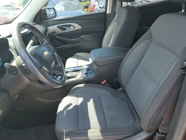 Used 2021 Chevrolet Traverse LT FWD image 18