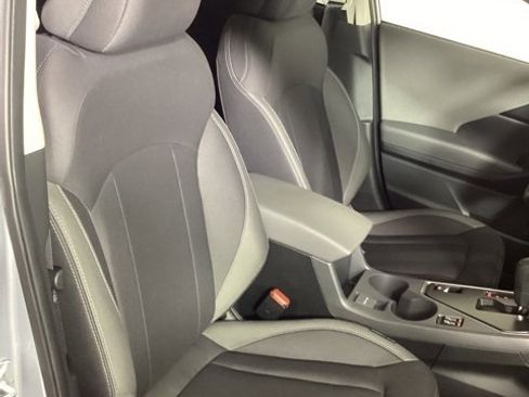 Used 2025 Subaru Crosstrek 2.0i Premium image 20