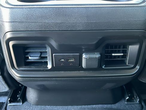 Certified 2021 Chevrolet Silverado 1500 LT Trail Boss w/ Convenience Package II image 17