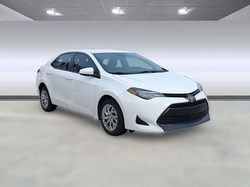 Used 2019 Toyota Corolla LE image 7