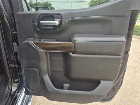 Used 2019 GMC Sierra 1500 SLT AWD/4WD image 25