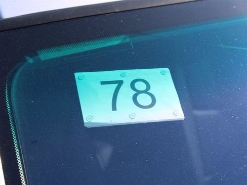 Used 2009 BMW 328i xDrive Sedan image 10