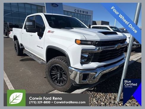Used 2024 Chevrolet Silverado 2500 LT image 1