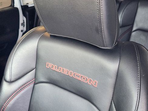 Used 2022 Jeep Gladiator Rubicon w/ LED Lighting Group image 15