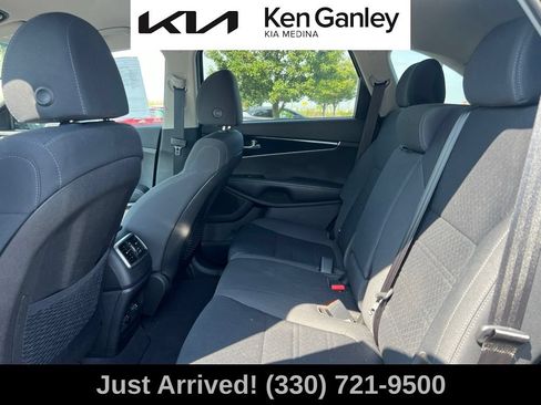Used 2019 Kia Sorento S AWD/4WD image 10