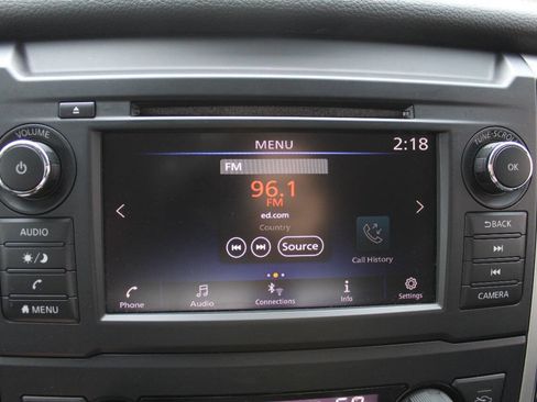 Used 2019 Nissan Titan PRO-4X image 10