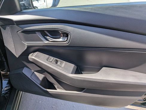 Used 2025 Honda Accord LX image 31