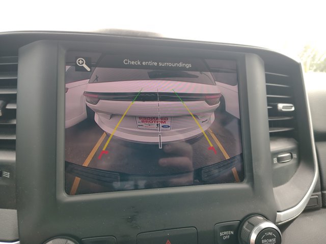 Used 2020 RAM 1500 Big Horn AWD/4WD image 3