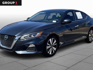 Used 2022 Nissan Altima 2.5 SV video 1