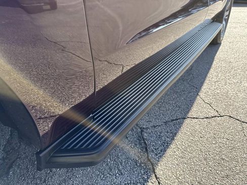 Used 2024 Ford Expedition Max Limited image 11