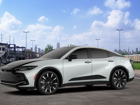 New 2026 Toyota Crown Platinum AWD/4WD image 2