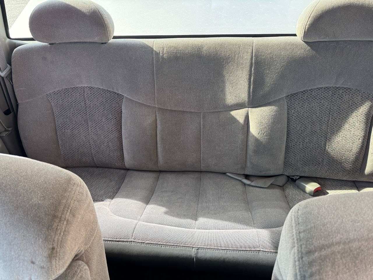 Used 2000 Chevrolet Silverado 1500 LS RWD image 17