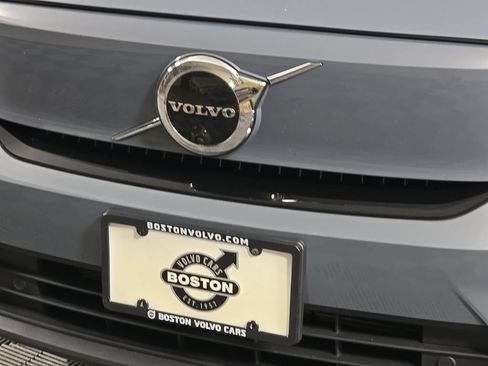 Certified 2023 Volvo XC40 Recharge Plus w/ Protection Package Premier AWD/4WD image 5
