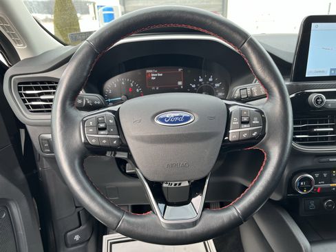 Used 2021 Ford Escape SEL w/ SEL Stealth AWD Package image 21