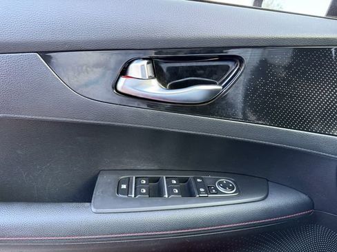 Used 2023 Kia Forte GT w/ GT2 Package image 22