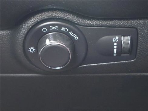 Used 2023 Dodge Durango SRT Hellcat AWD/4WD image 16