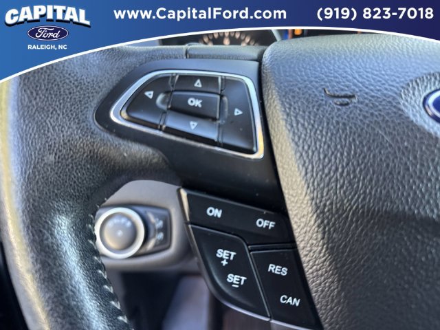 Used 2017 Ford Escape SE w/ SE Sport Appearance Package FWD image 22