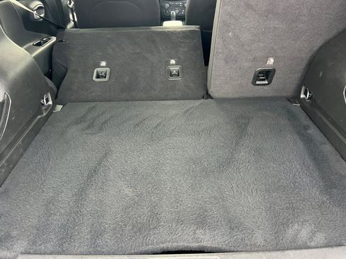 Used 2023 Jeep Renegade Latitude AWD/4WD image 15