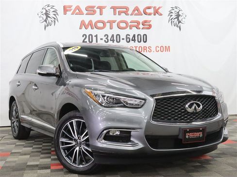 Used 2019 INFINITI QX60 Luxe w/ Essential Package AWD/4WD image 3