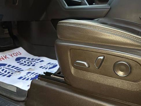 Used 2024 GMC Sierra 3500 Denali w/ Denali Reserve Package image 11