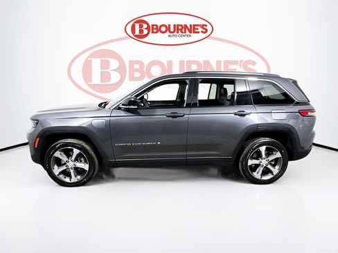Used 2023 Jeep Grand Cherokee 4WD 4xe image 8