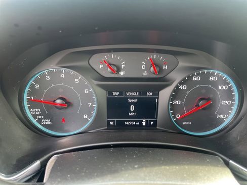 Used 2020 Chevrolet Equinox LS w/ LS Convenience Package image 16