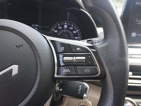 Used 2022 Kia Forte LXS w/ LXS Technology Package FWD image 41
