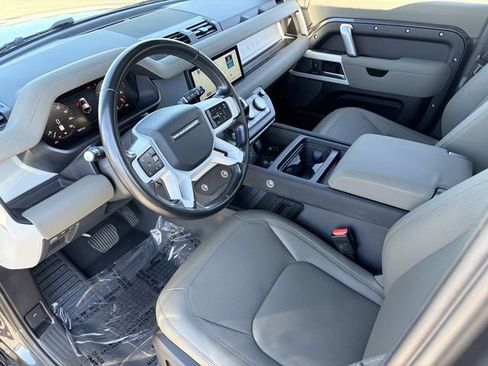 Used 2023 Land Rover Defender 110 X-Dynamic SE image 5