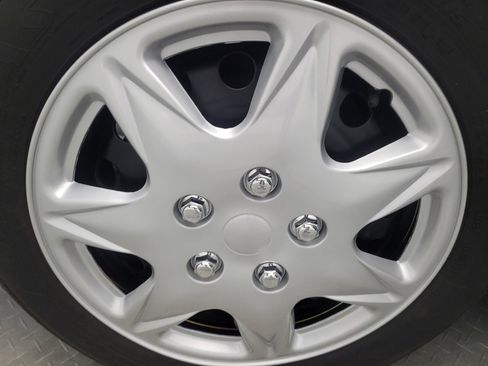 Used 2019 Ford Fiesta S image 31