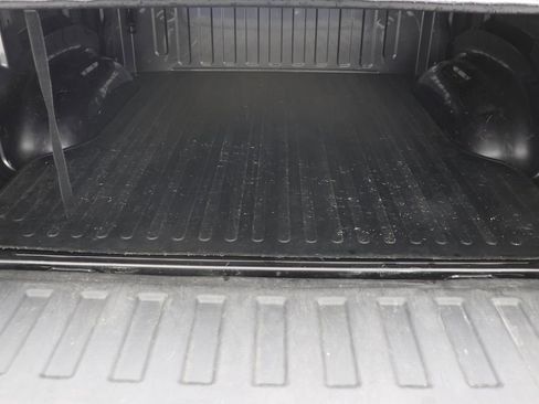 Used 2020 RAM 1500 Big Horn AWD/4WD image 11