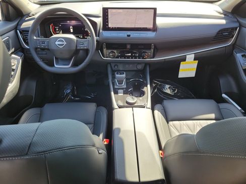 New 2026 Nissan Rogue Platinum AWD/4WD image 16