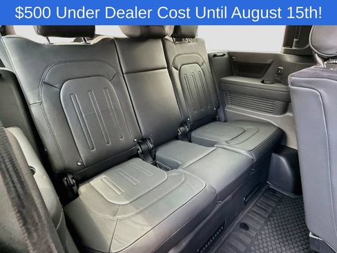 Used 2023 Land Rover Defender 130 X AWD/4WD image 29