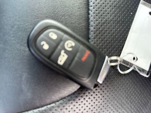 Certified 2023 Jeep Cherokee Trailhawk w/ Premium Leather Package image 47